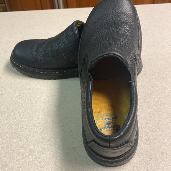 Dr Martens Airwair black shoes - Picture 3 of 7